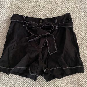 Who What Wear Black Shorts with Tie Waist Large